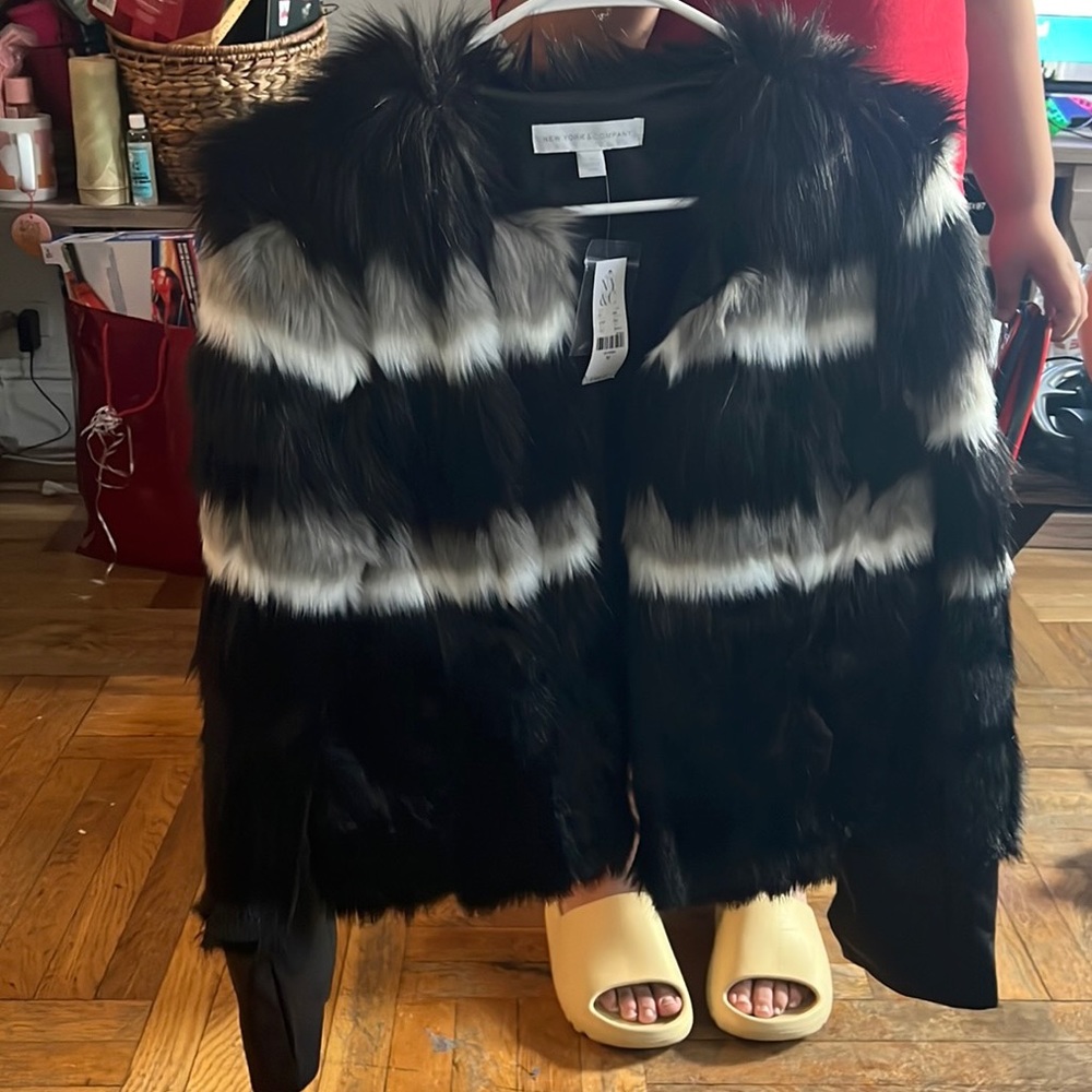 Women faux fur from New York and company size S